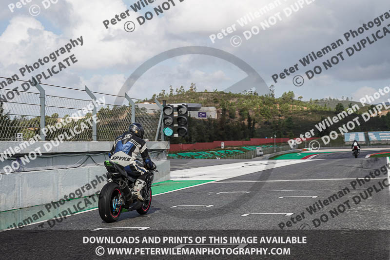 motorbikes;no limits;peter wileman photography;portimao;portugal;trackday digital images